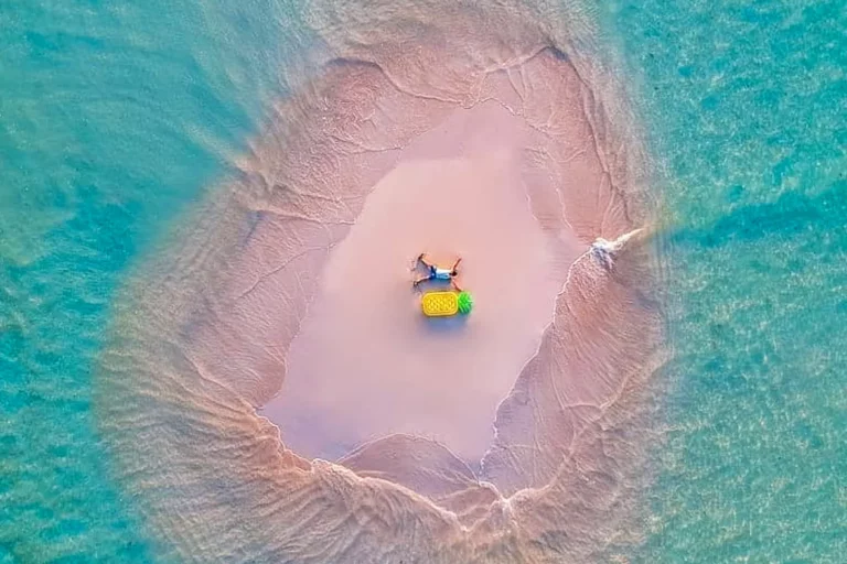 Tiket Pink Beach Lombok 2025 – Panduan Tiket Masuk & Paket Wisata Lengkap